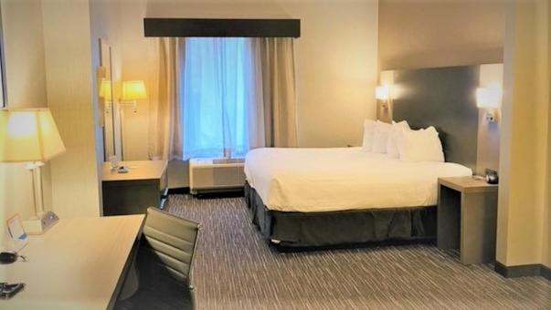 Hotel Wingate By Wyndham Erie Kearsarge