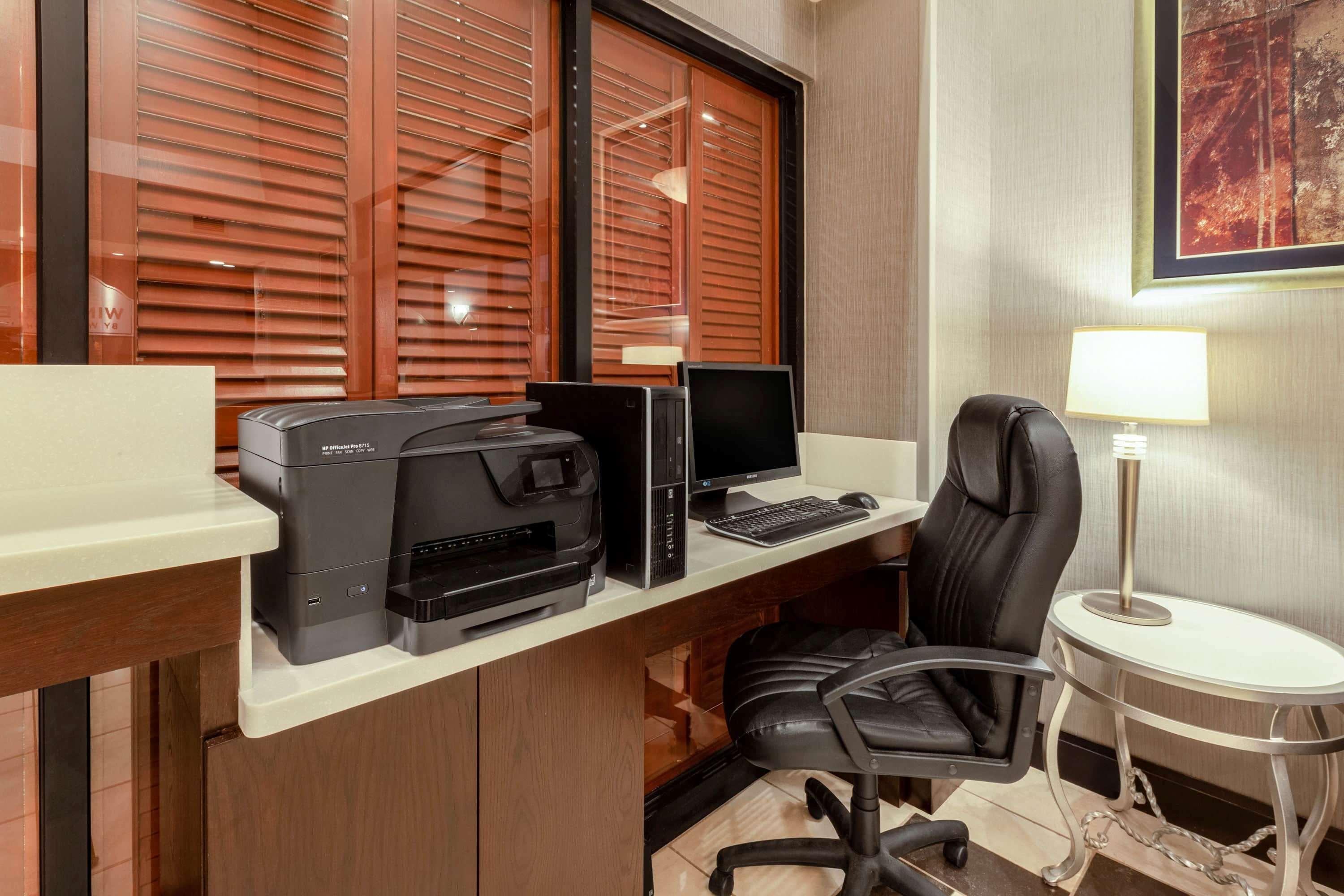 Hotel Wingate By Wyndham Erie Kearsarge