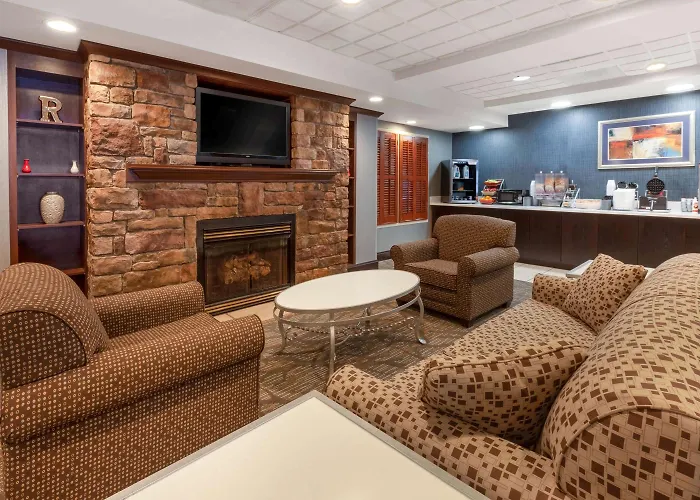 Wingate By Wyndham Erie