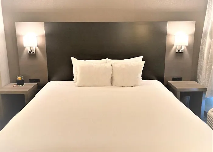 Wingate By Wyndham Erie