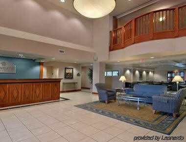 Wingate By Wyndham Hotel 4*